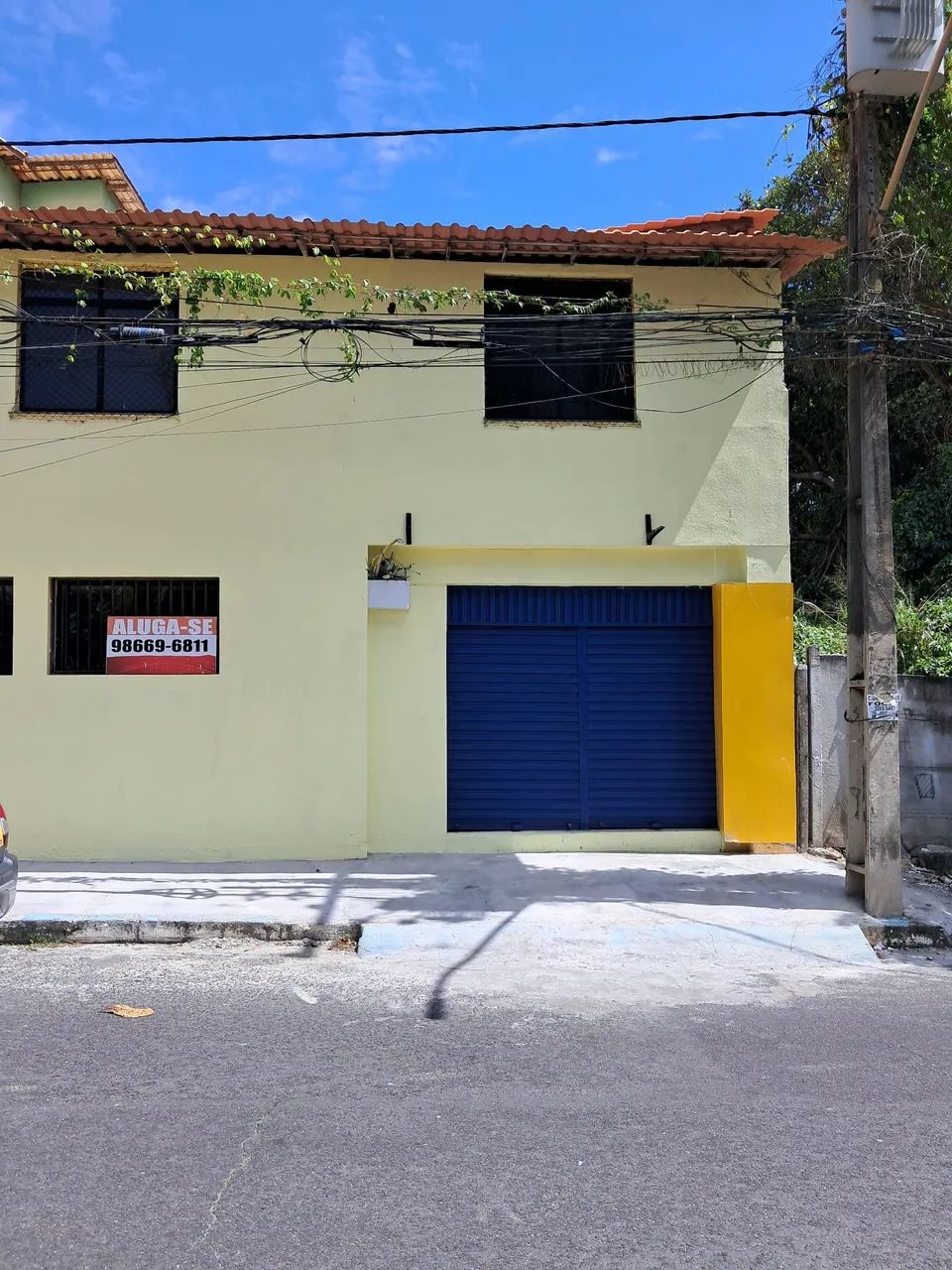 Alugo loja em Armação 