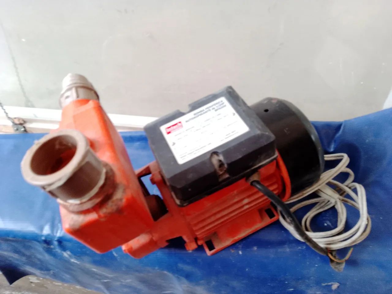 Bomba periférica auto aspirante intech 1/2 hp - Foto 2