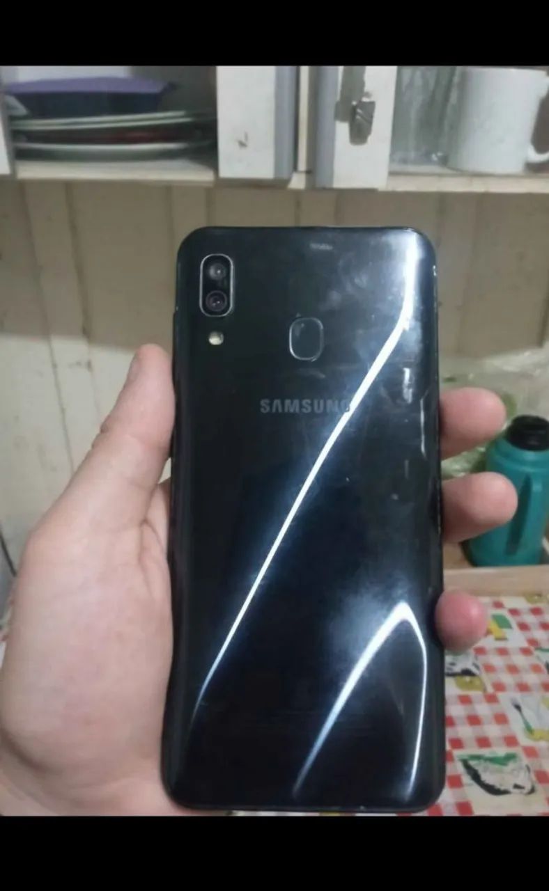 Samsung A30  - Foto 2