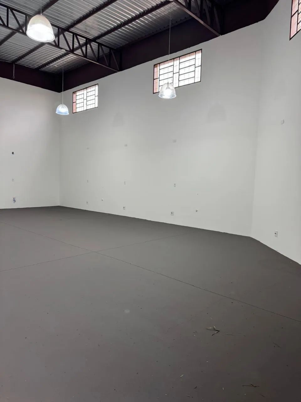 SALÃO COMERCIAL 120m2 NOVO  - Foto 2