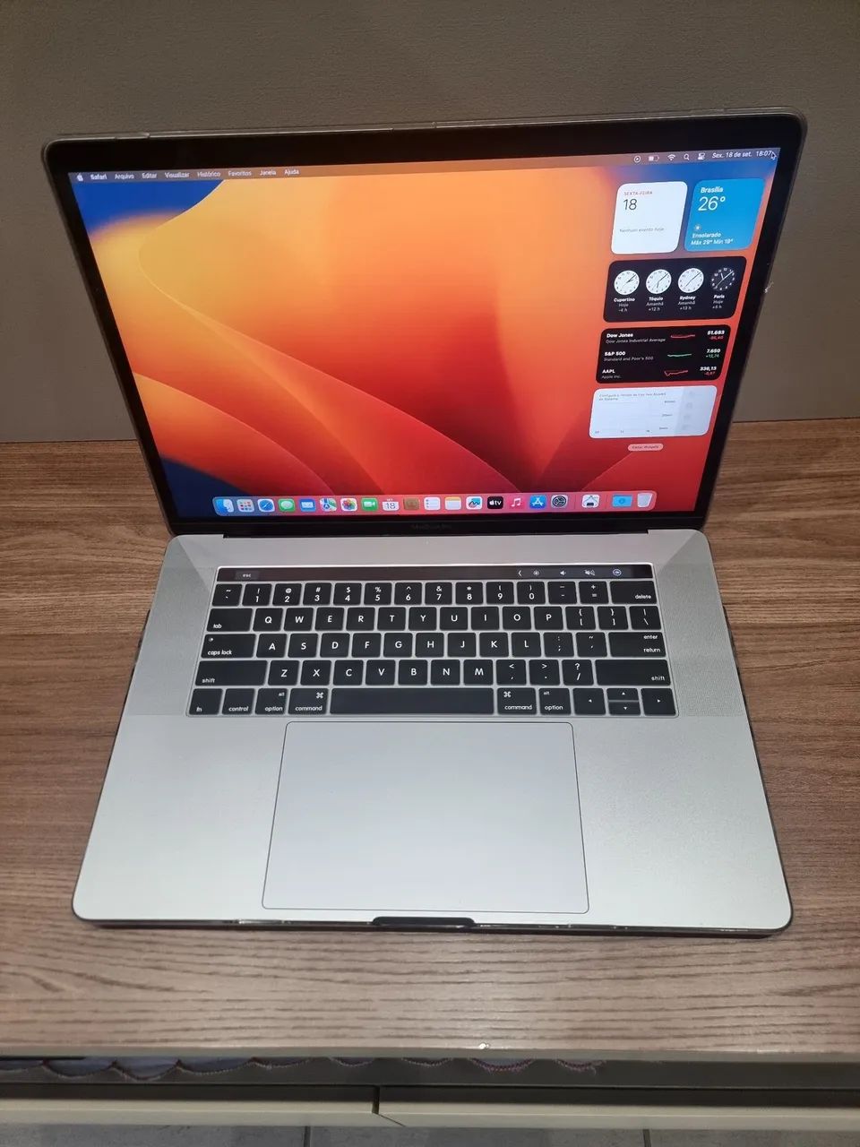MACBOOK PRO 15 2017 CORE I7 16G SSD 256G COM TOUCHBAR - Notebooks
