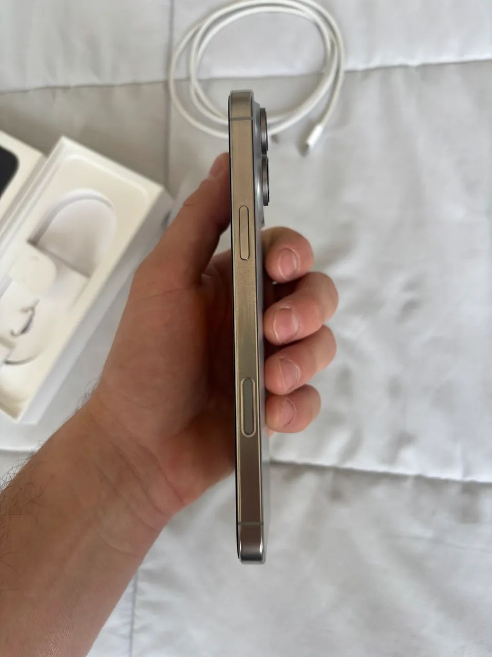 iPhone 16 pro Max 512gb com caixinha e nota fiscal - Foto 2