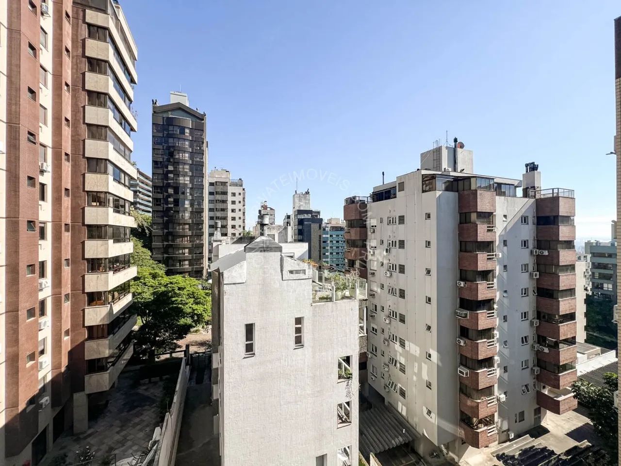 Apartamento semimobiliado para alugar no Mont Serrat com 2 quartos(2 suítes) - Foto 10