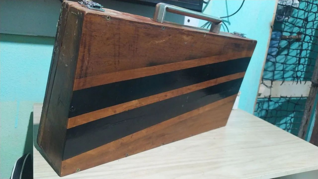 Pedaleira Digitech Rp7 valvulada com case - Foto 2