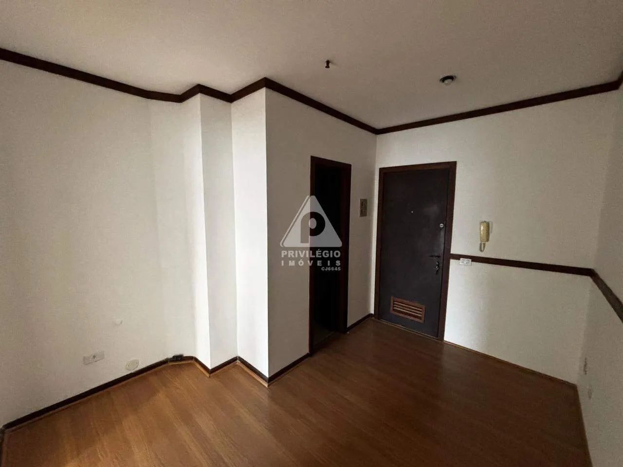 Sala Comercial Frente em Ipanema  34 m², 1 Banheiro, Venda R$ 700.000 - Foto 7