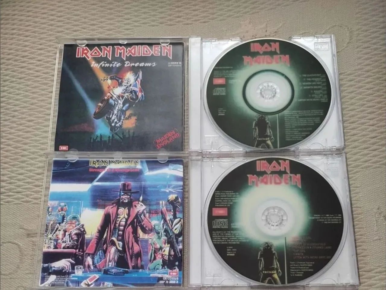 Iron Maiden - singles "Leia o anúncio"  - Foto 3