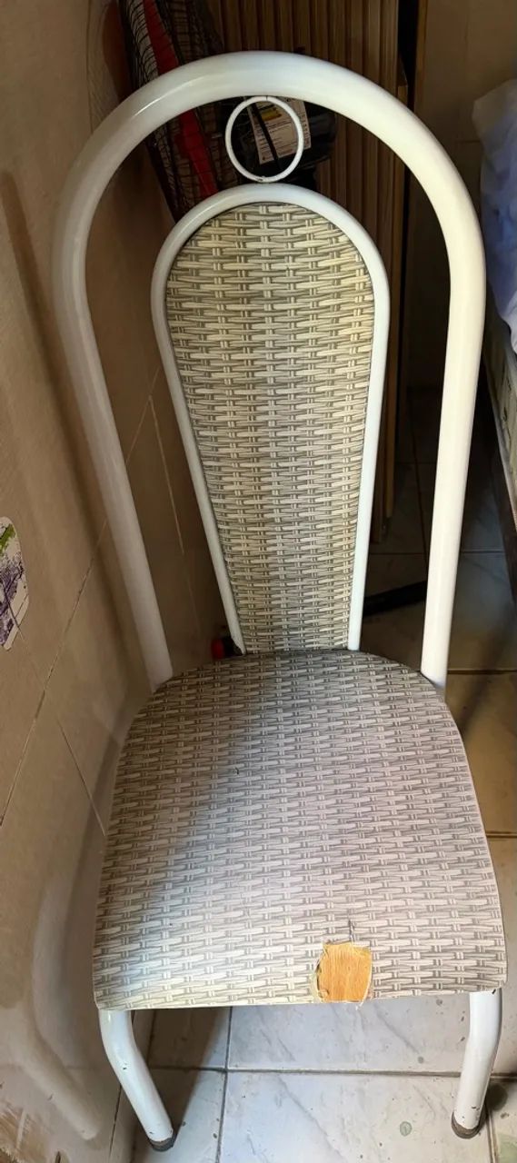 Mesa de mármore 4 cadeiras  - Foto 4