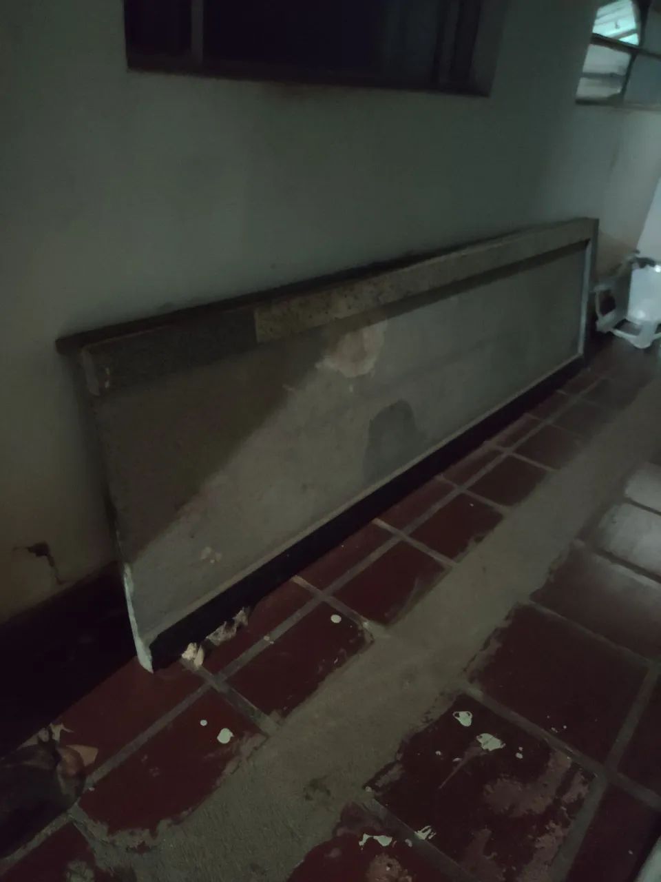 Vende-se peça de mármore cor marrom e preto (café cultural) - Foto 3