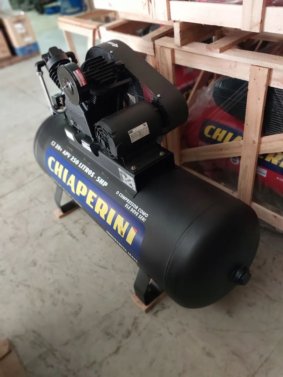 Compressor de ar Chiaperini de 250L 20pcm 5hp Trifásico Industrial (Loja/Nova) - Foto 5