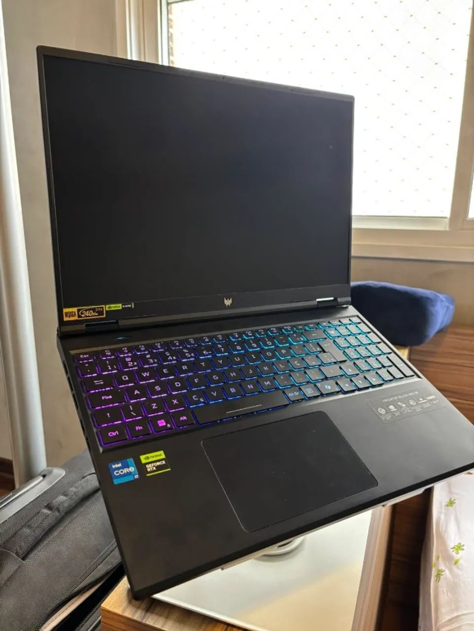 Acer Predator Helios Neo RTX 4070 - Foto 3
