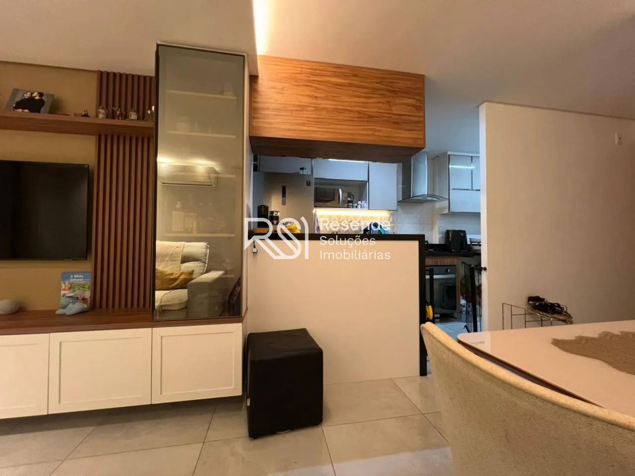 Apartamento a venda no Edifício Venusia Oliveira | 2 Quartos com Suíte | Totalmente Reform - Foto 5