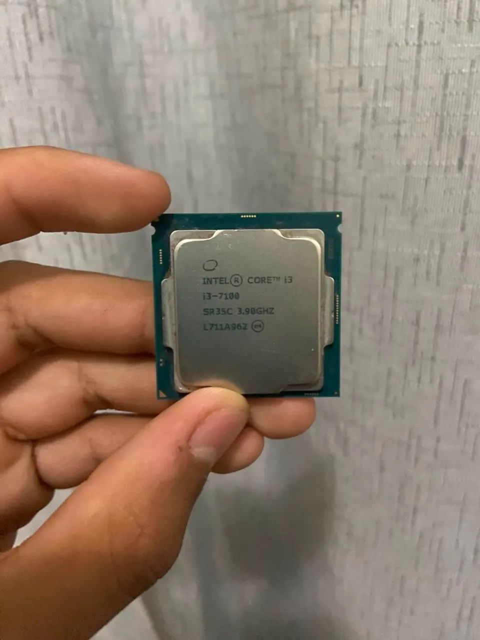 I3 7100 não sei se funciona 
