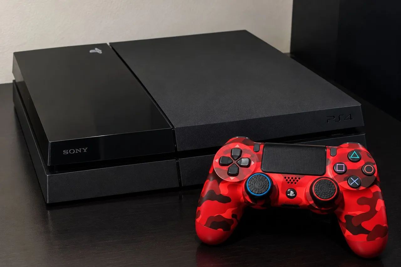 PS4 + controle original