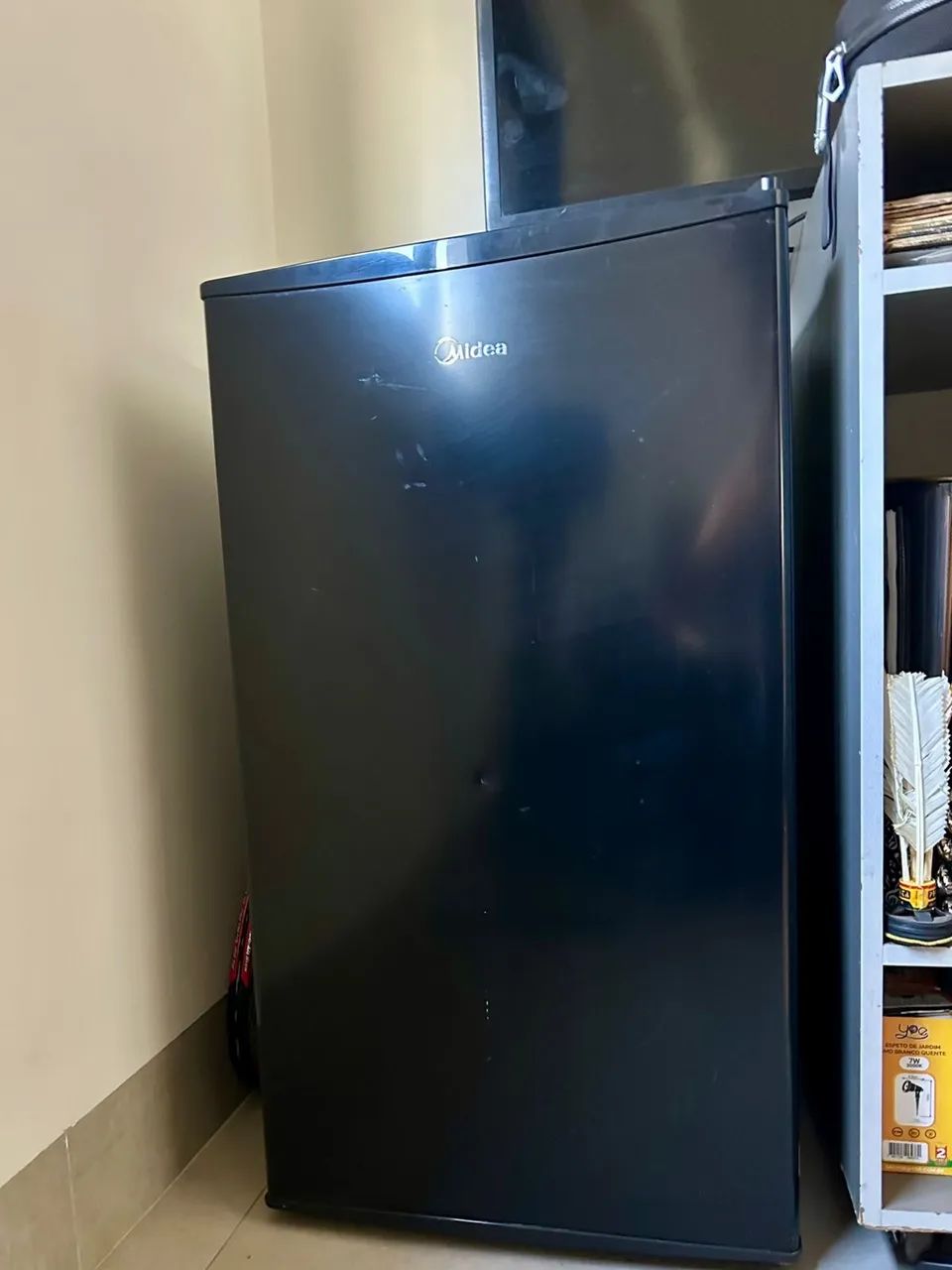 Frigobar Midea Preto Novo - Foto 2