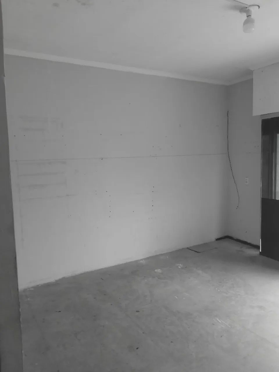 Alugo ponto comercial próximo ao Centerbox do João XXIII.