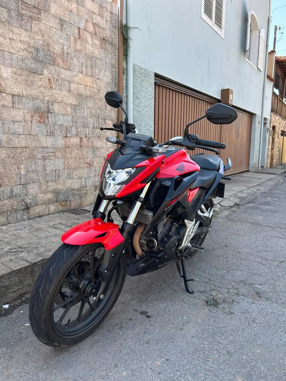 CB300F Twister