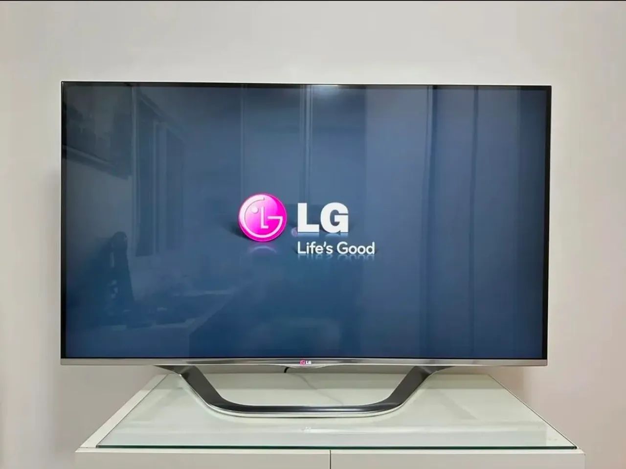 Smart tv LG 3D 47" com defeito no led
