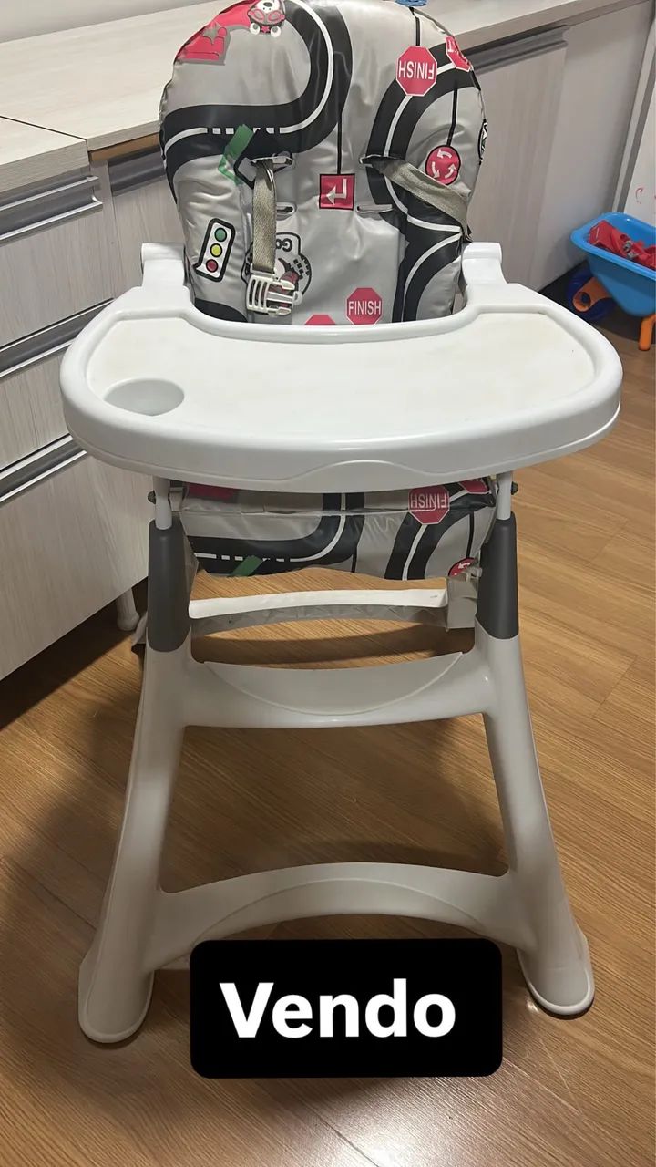 Cadeira de alimentação 