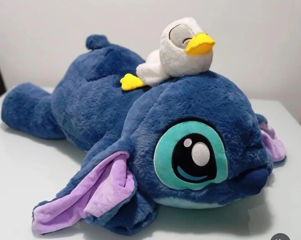 Pelucia stitch gigante  com Pato raro  original