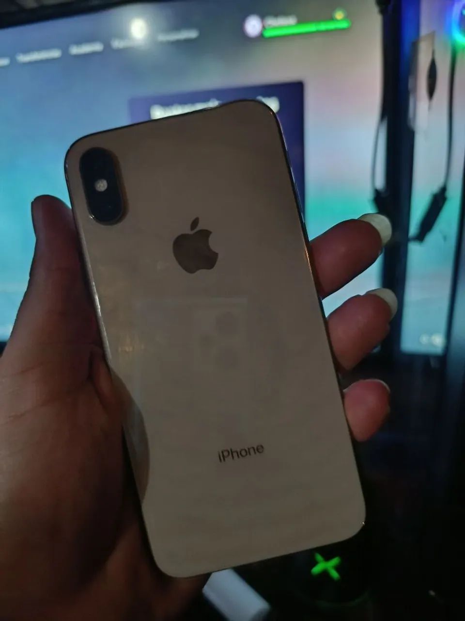 iPhone xs original 64 gigas.