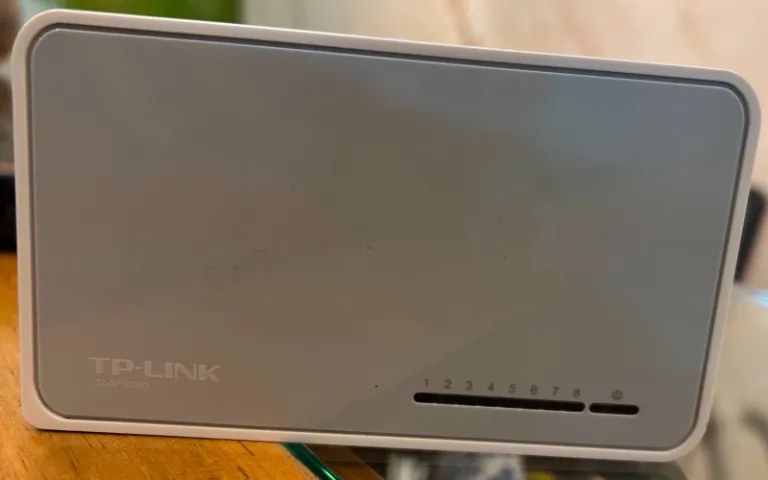 Switch TP-Link TL-SF1008D 8 Portas 10/100 Mbps + Fonte Original - Foto 2