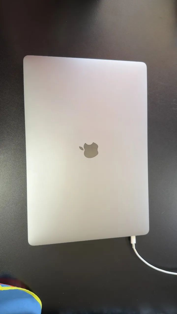 Apple Macbook Pro - 16 Polegadas