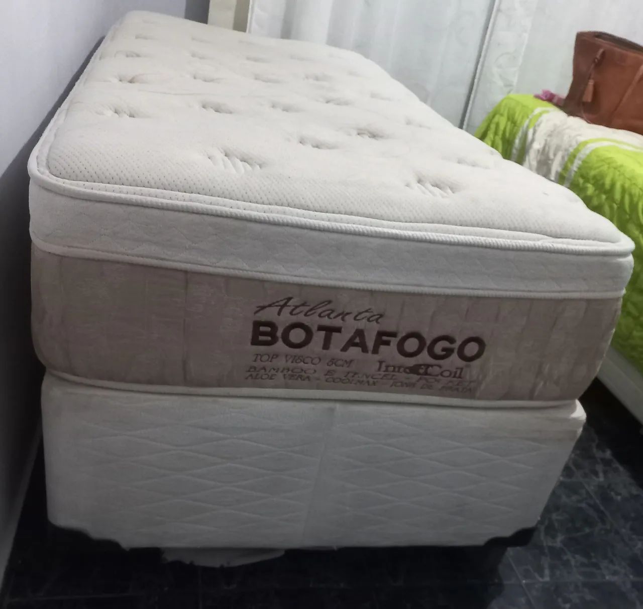Vendendo,cama box solteirão.  - Foto 4
