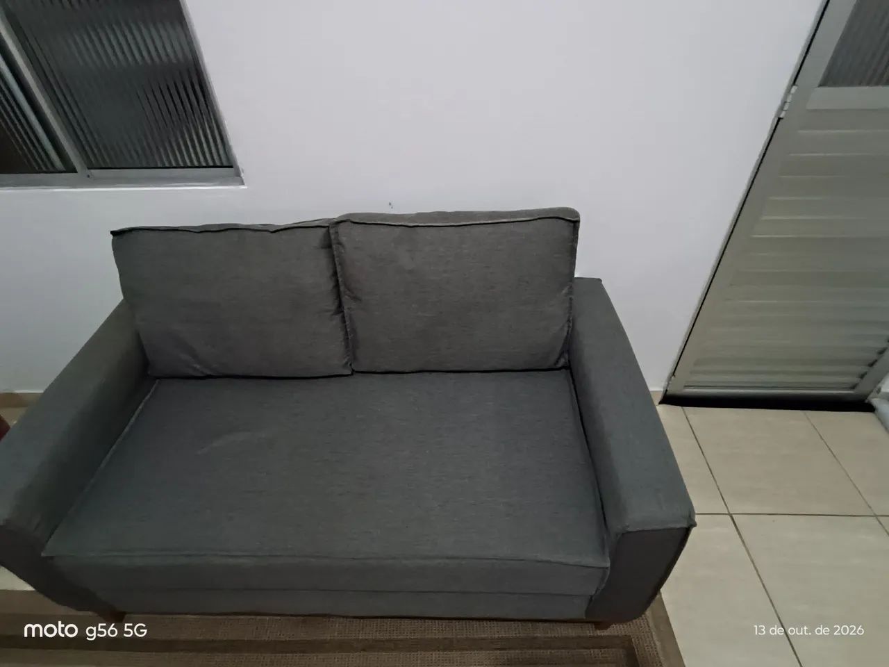 Sofá de 2 lugares 