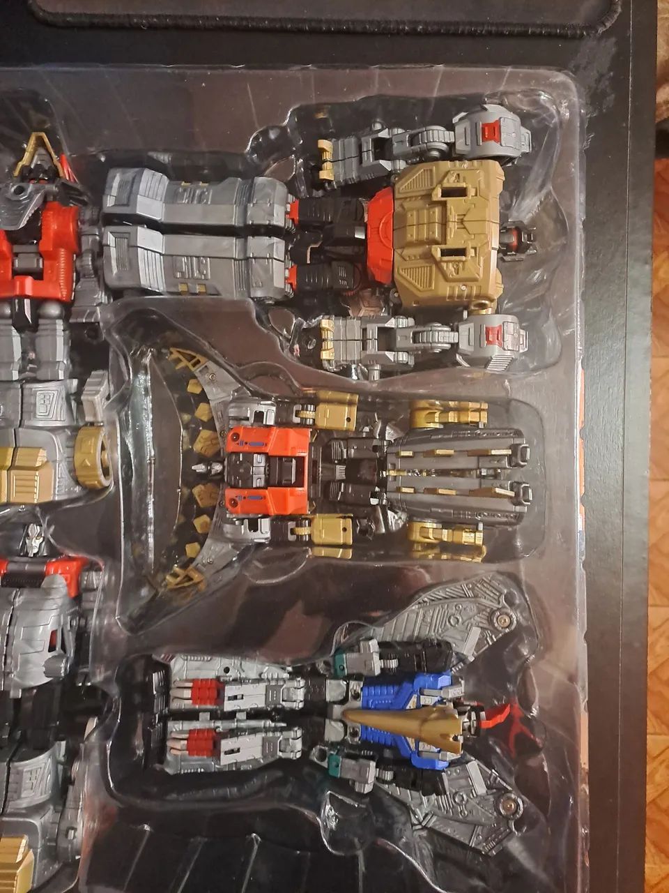 Transformers Dinobots Coleção - Foto 2