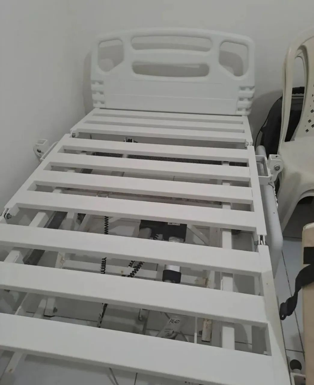 Cama hospitalar motorizada  - Foto 3