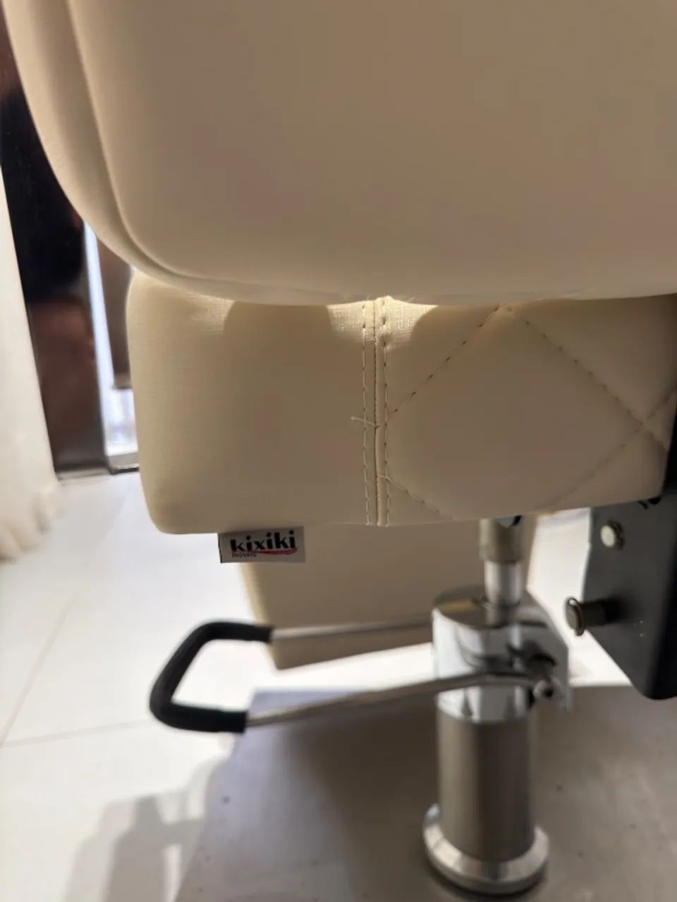 Cadeira para maquiagem reclinável  - Foto 3