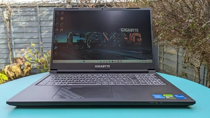 Notebook Gigabyte G5 KF5 i7-13620H RTX 4060 - Foto 2