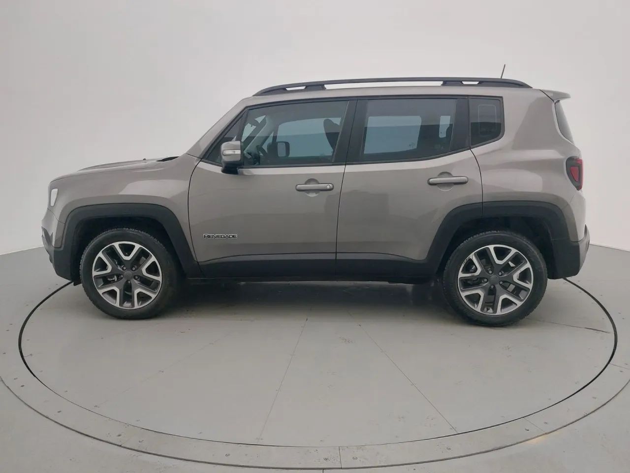 Jeep Renegade Longitude 1.8 4x2 Flex 16V Aut., foto 2 de 18