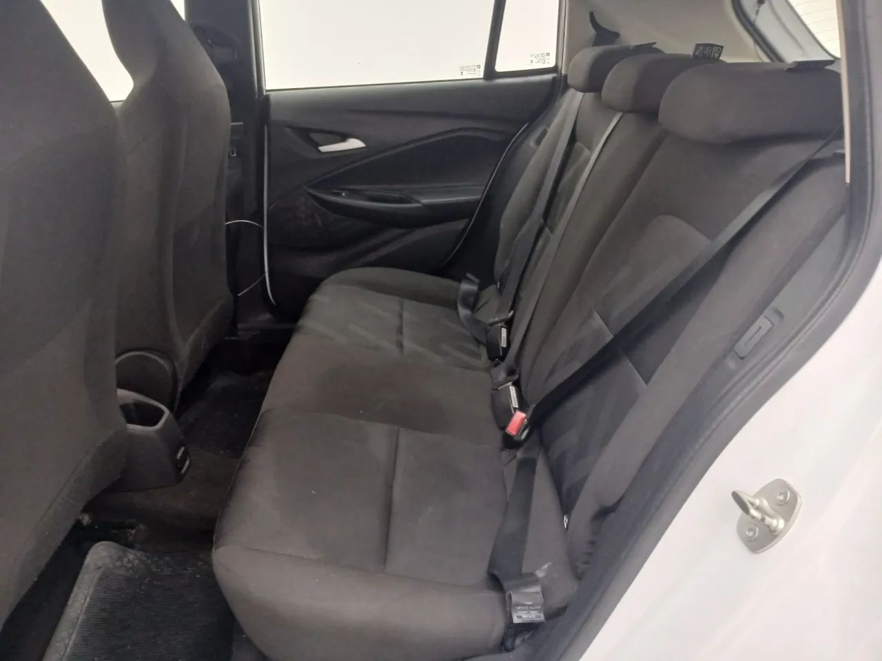 Chevrolet Onix Hatch 1.0 12V Flex Mec. 4P, foto 17 de 18