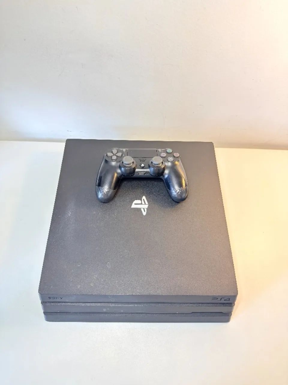PS4 PRO 2TB UR0346 - Foto 5