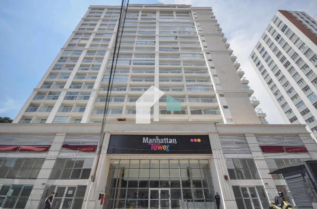 Studio com Ampla Sacada e Andar Alto no Centro de Curitiba - Edifício Manhattan - Foto 3