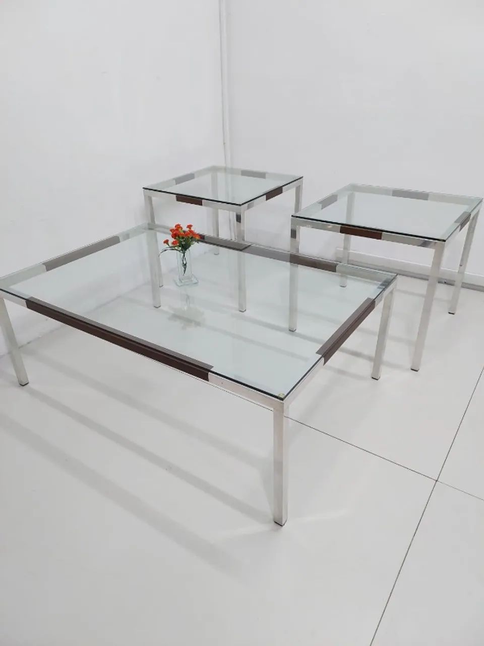 Mesa de centro e mesas de canto