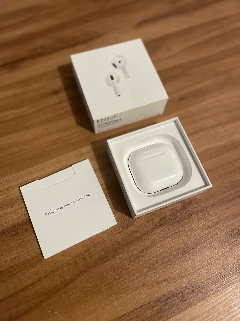 AirPods 4 ANC (com cancelamento ativo de ruído). - Fones de Ouvido