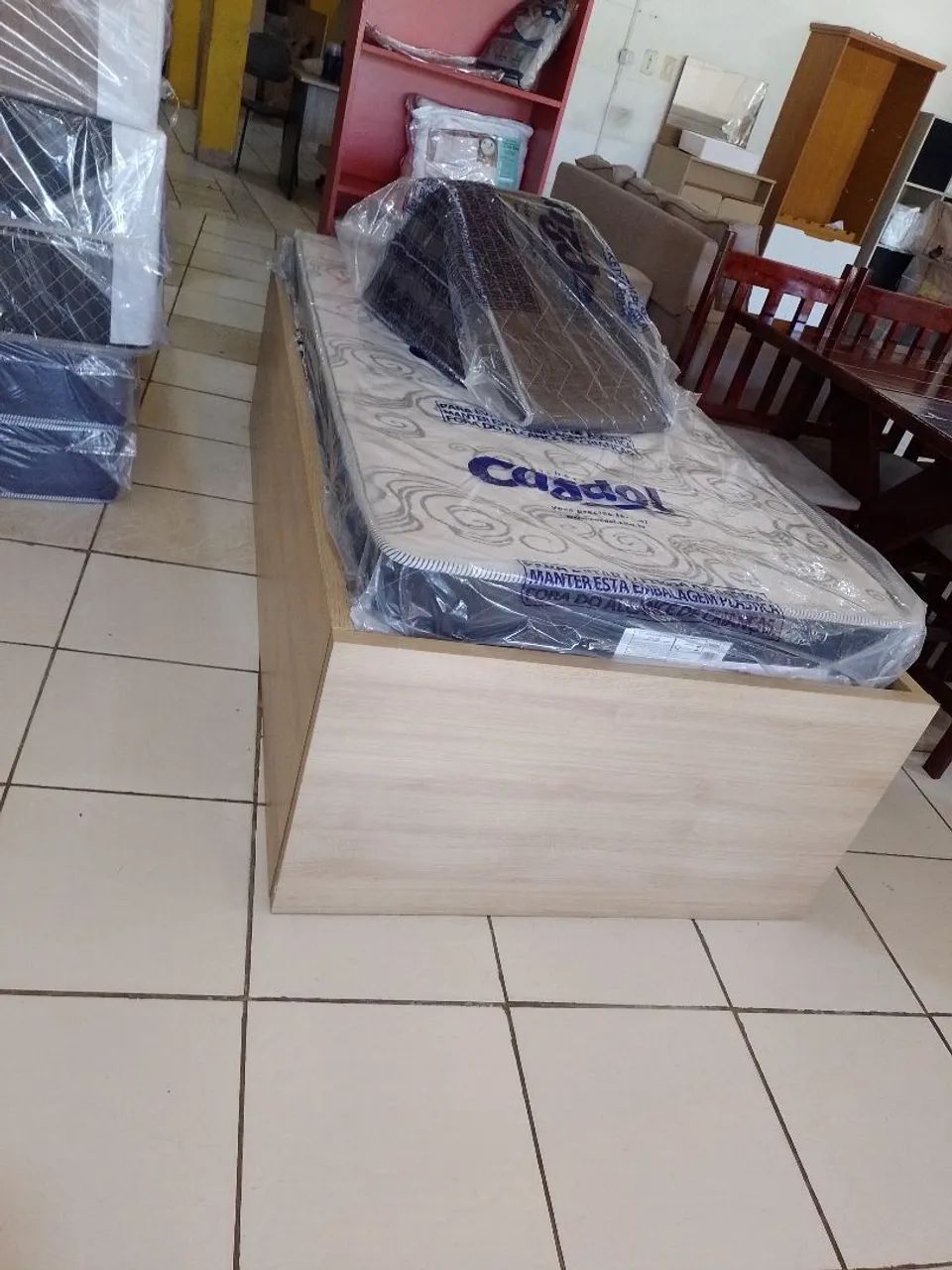 Colchões/mesa/Beliches/Guarda-Roupa - Foto 5