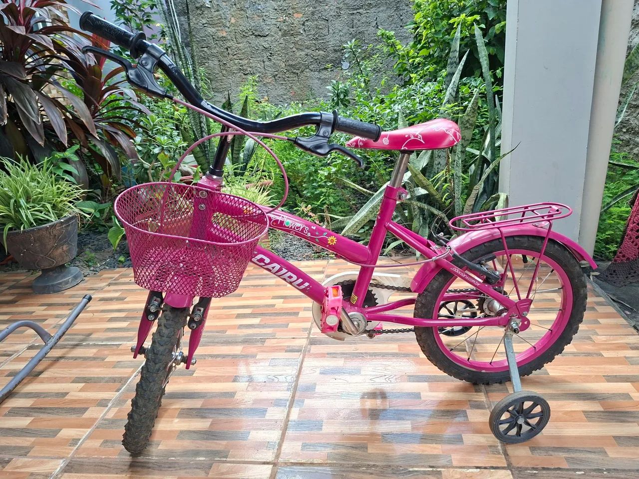 Vendo uma bicicleta infantil 