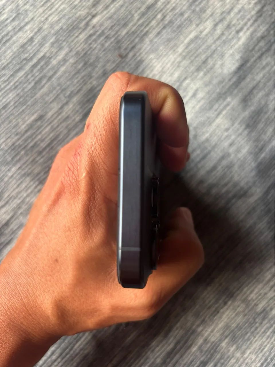 iPhone 15 Pro - Foto 3