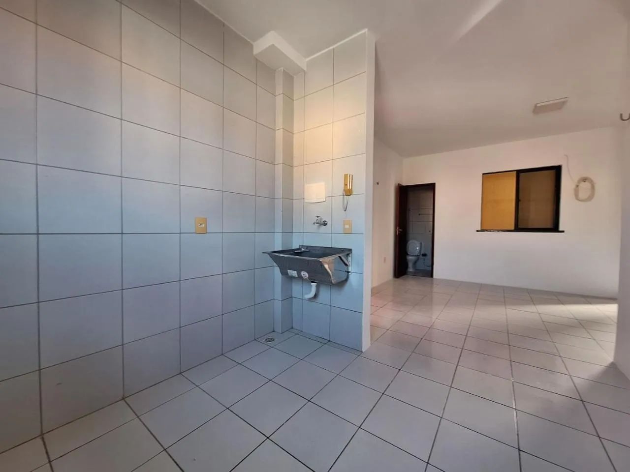 Apartamento com 2 quartos no bairro Parque Araxá em Fortaleza, CE - Foto 4