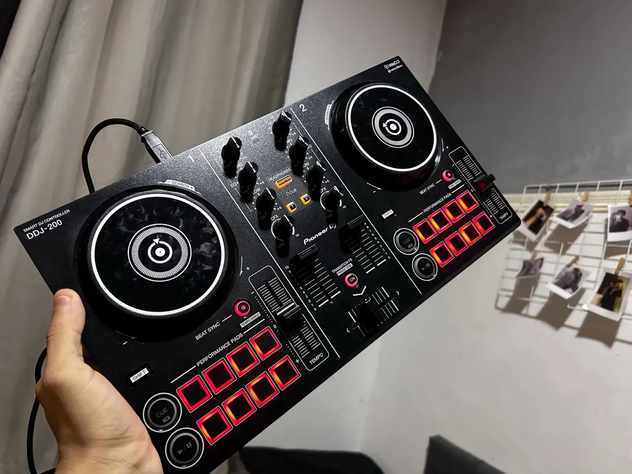 DDJ-200