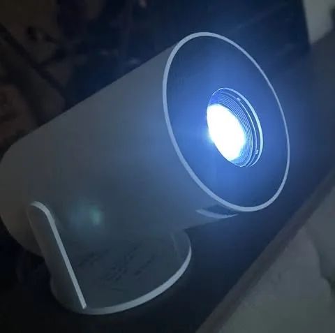 Mini Projetor Portátil HY300 4K | WiFi | Espelha Celular e PC - Foto 3