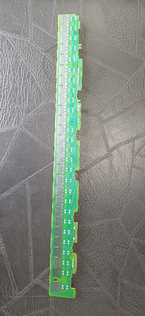 Régua  Teclas Yamaha PSR S710 - Foto 4