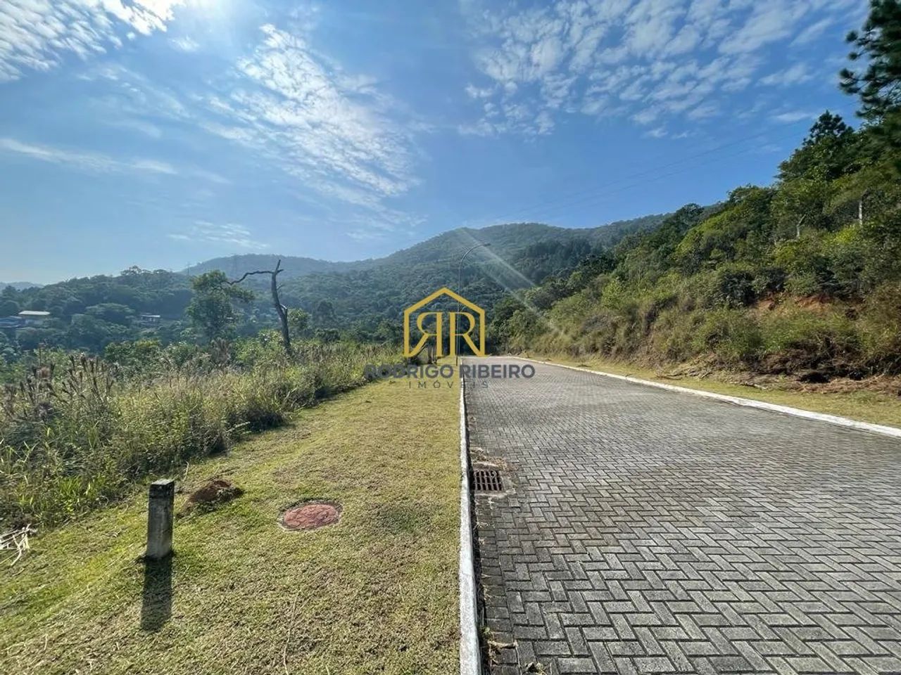 Terreno de 1023m² Loteamento no Itacorubi - Foto 2