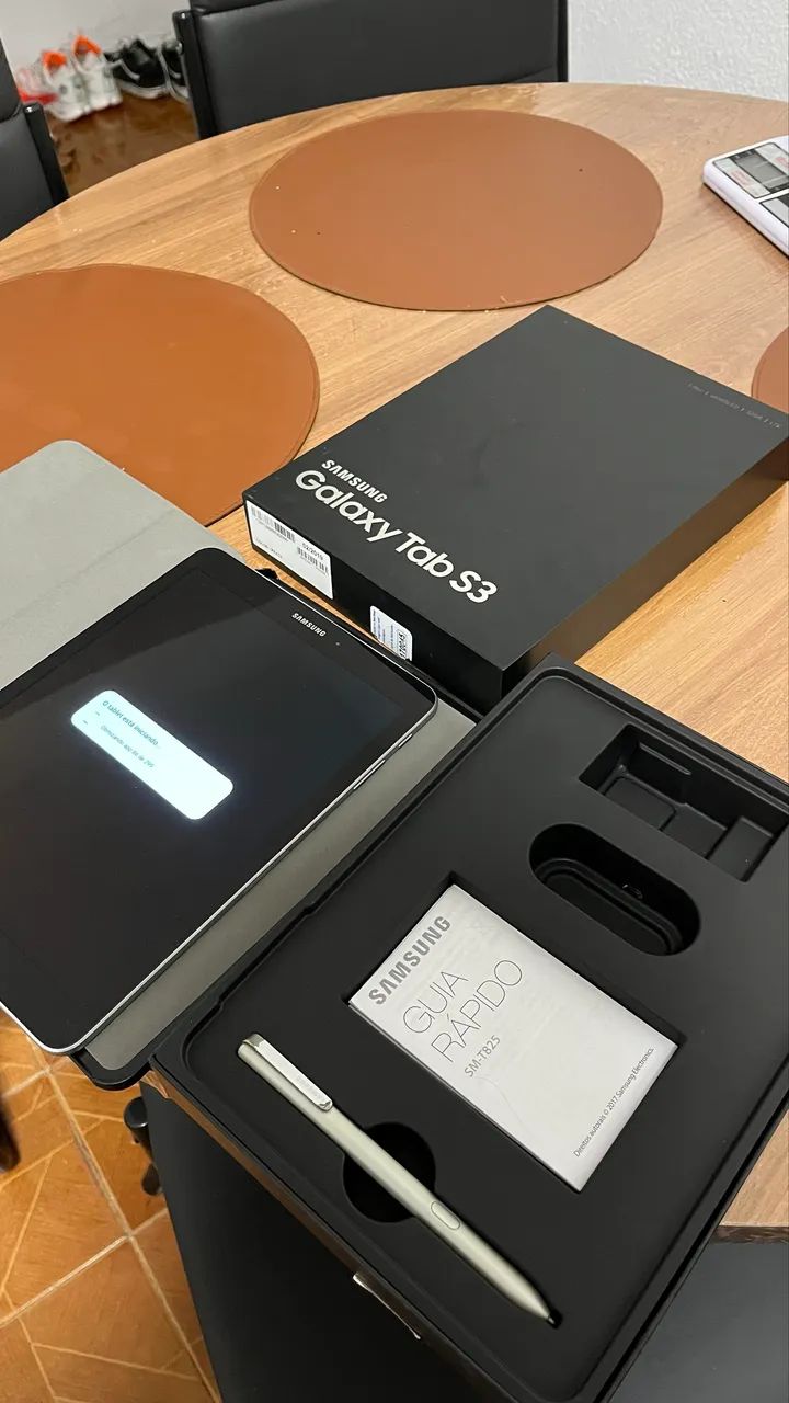 Tablet Samsung tab s3 COM DEFEITO NA PLACA - Foto 2