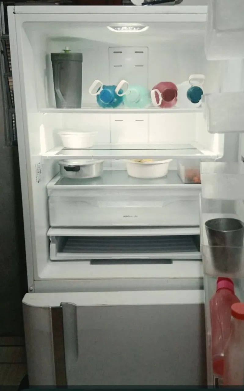 geladeira Electrolux inverter  - Foto 5