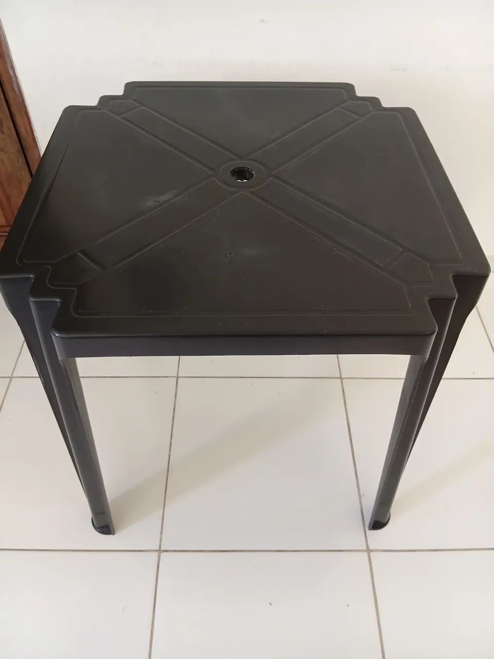Mesa de plástico preta