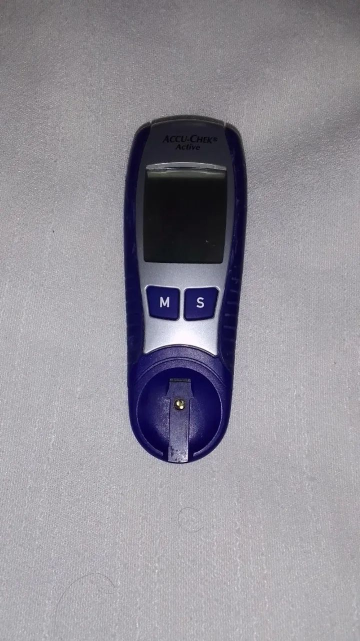 Medidor Glicose Accu-Check Active Antigo, Novo.